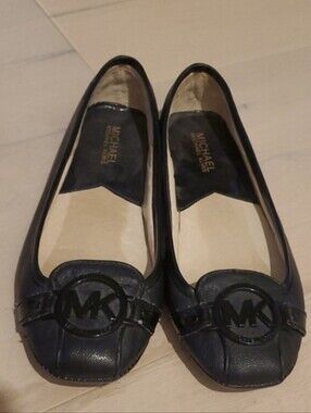 MICHAEL Michael Kors Black MK Logo Leather Flats Sz.6-6.5